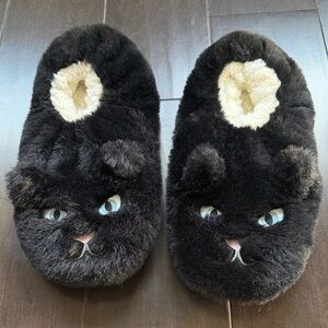 Plush Black Cat Slippers for Cat Lovers